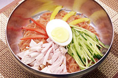 ピビン冷麺